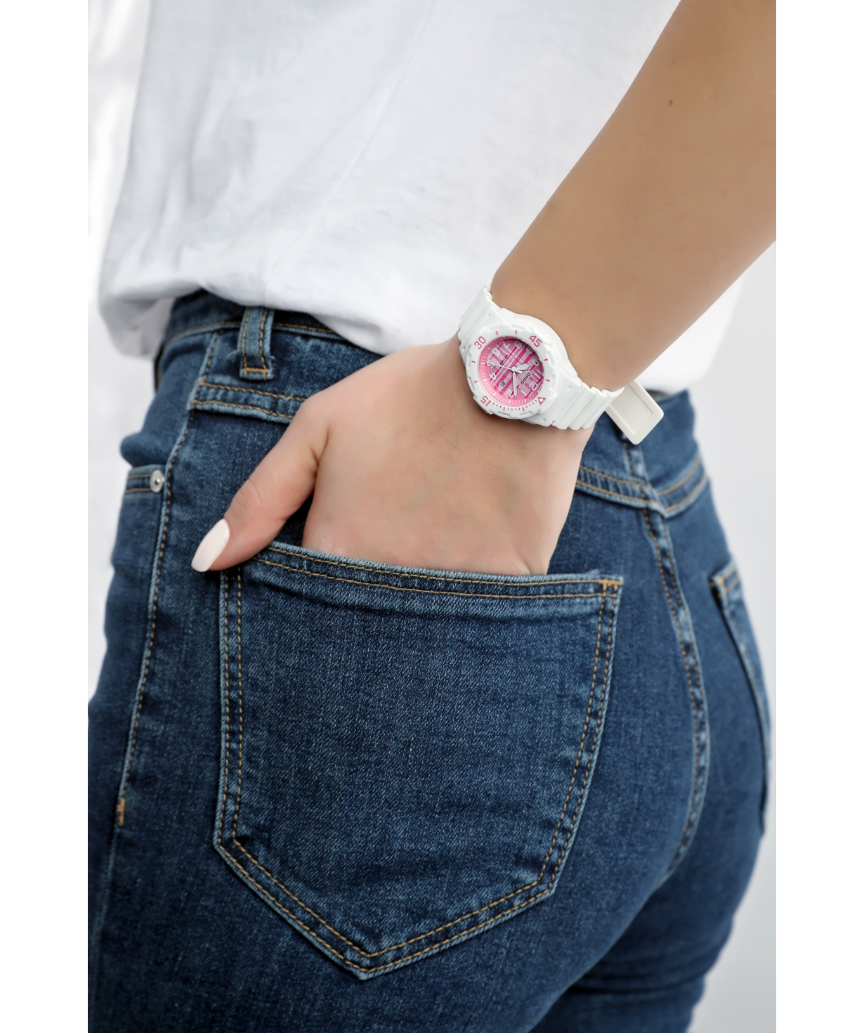 Ժամացույց  «Casio» ձեռքի  LRW-200H-4CVDF