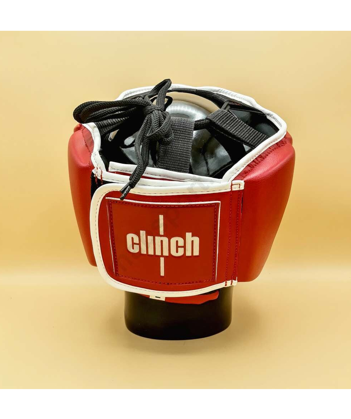 Boxing helmet «Clinch» red, S-M-L