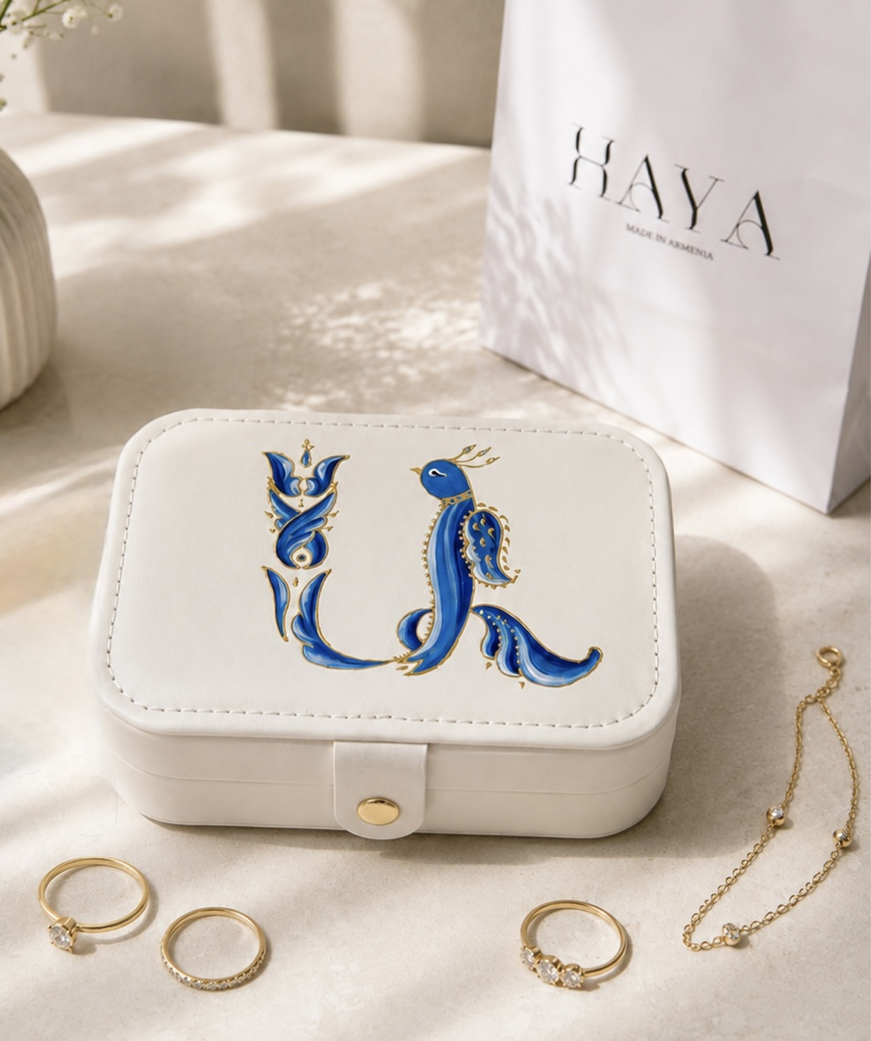 Illustrated jewelry box “HAYA”, white, small №20