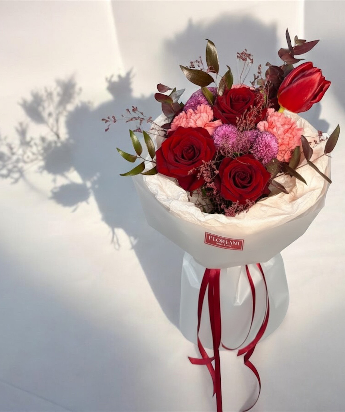 Ծաղկեփունջ «Floriani» վարդերով և կակաչներով №12