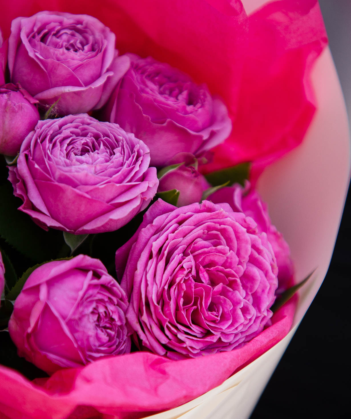 Bouquet «Bella» with spray roses  №372