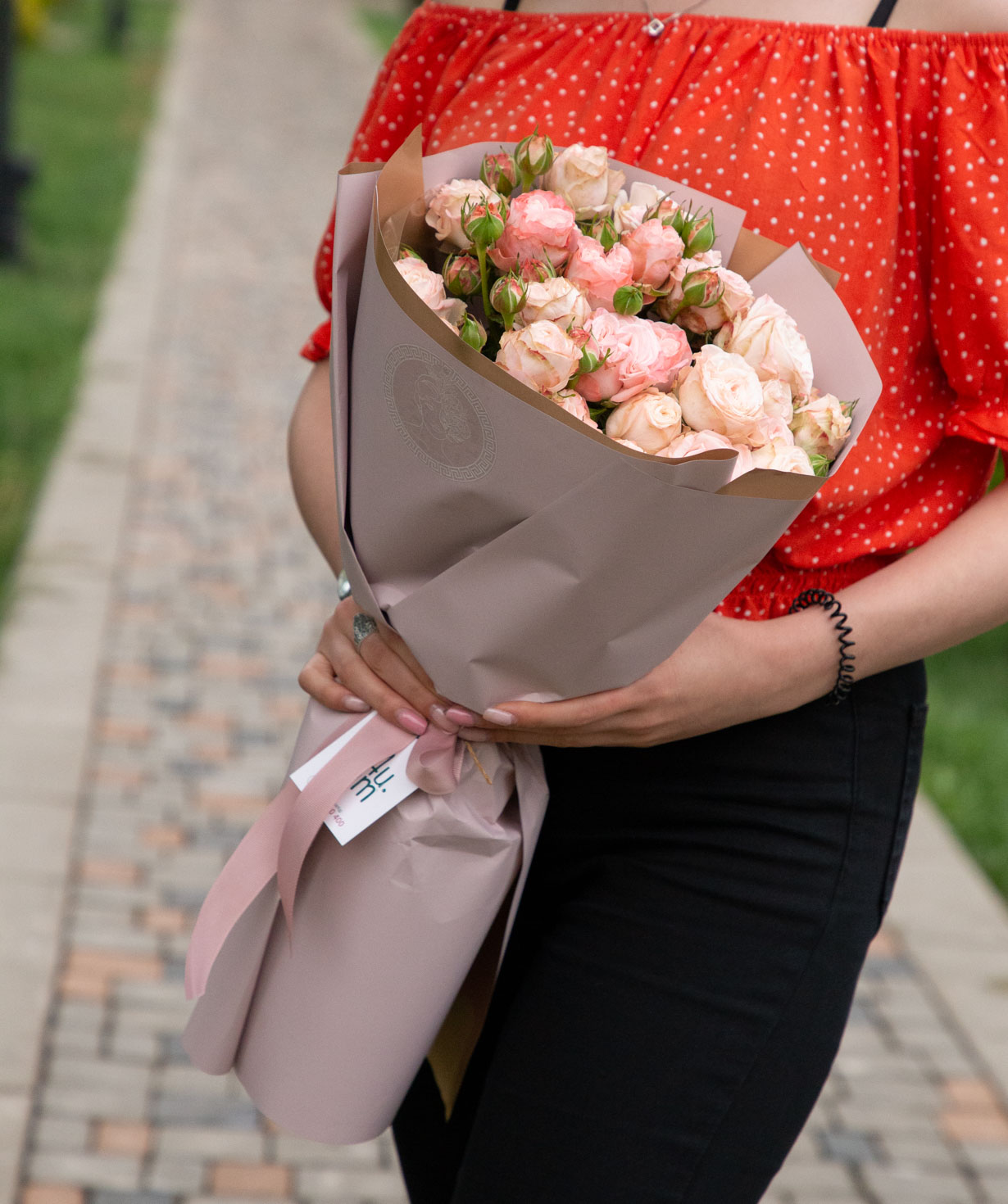 Bouquet `Ziva` with peony roses