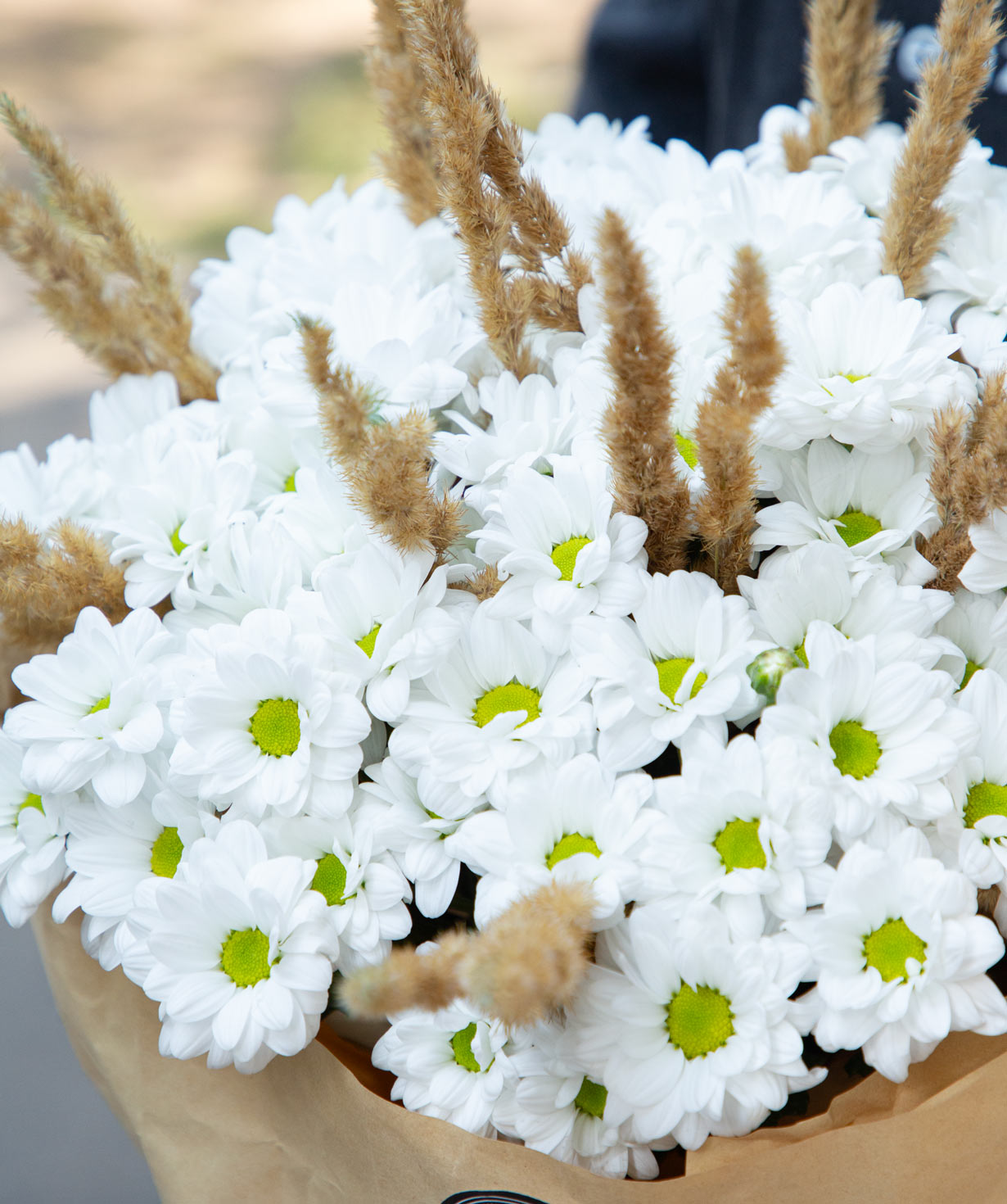 Bouquet «Herrenalb» with chrysanthemums