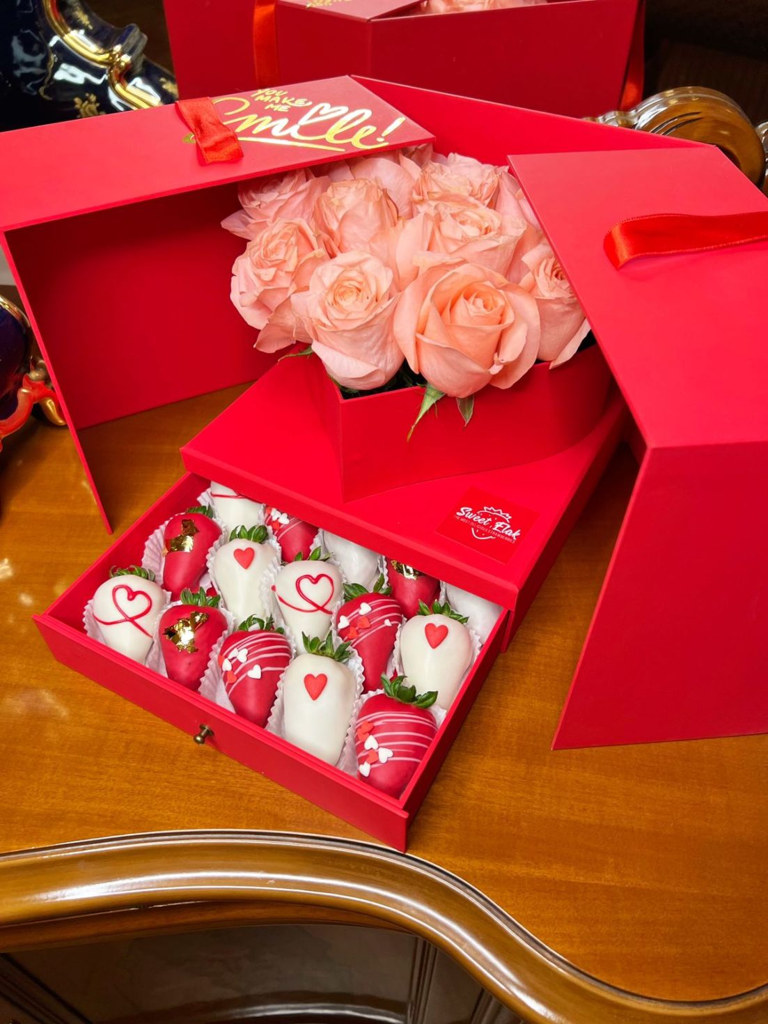 Gift box «Sweet Elak» You make me smile