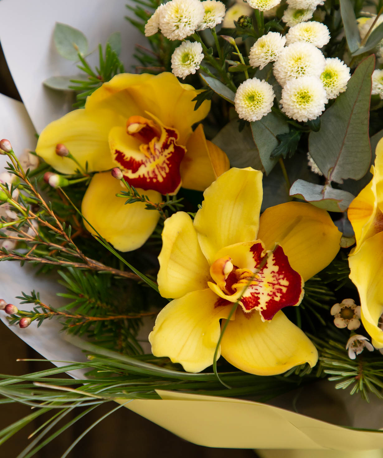 Bouquet ''Cabañas'' with chrysanthemums and orchids