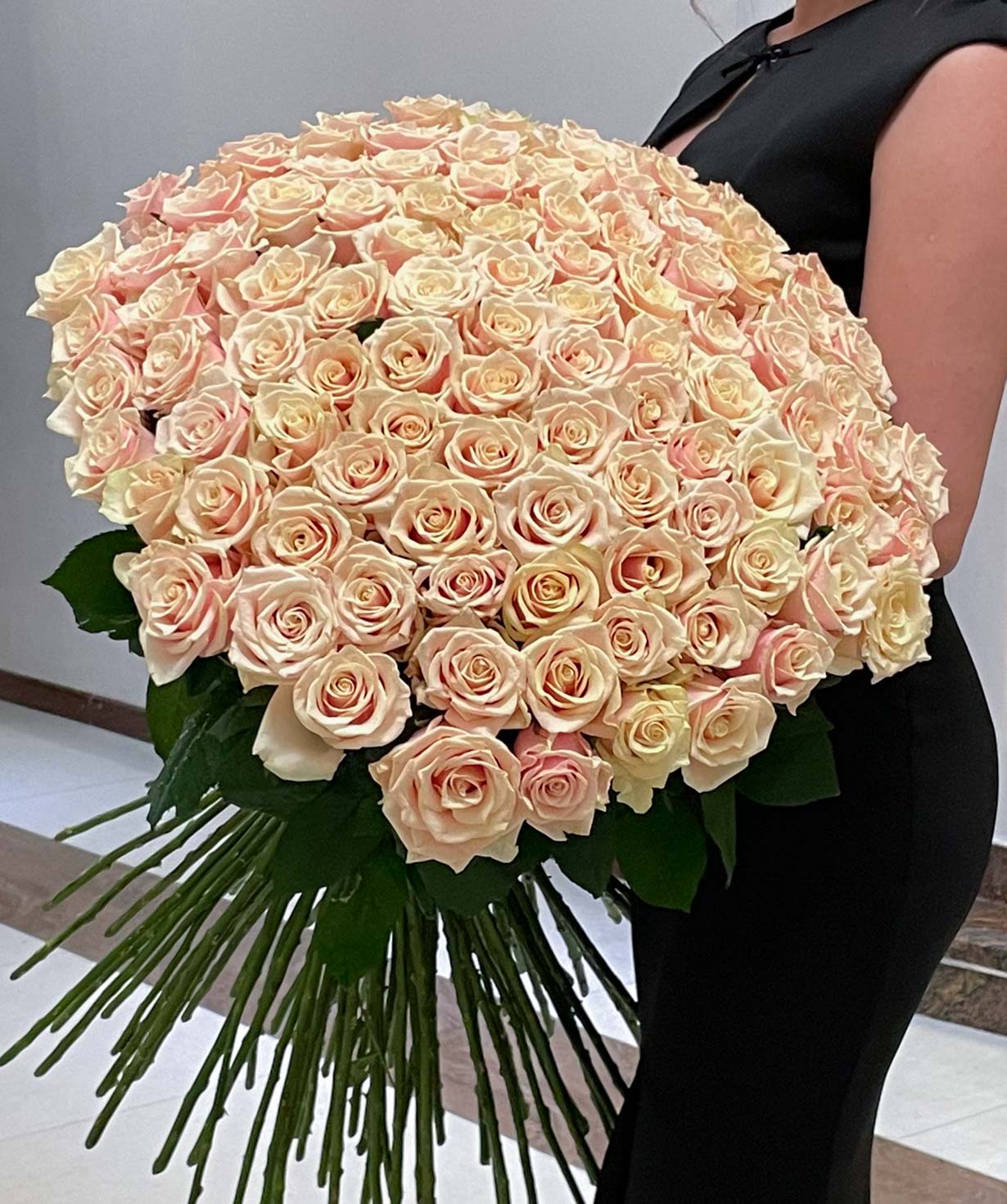 Розы ''Talea'' 80 см, 101 шт