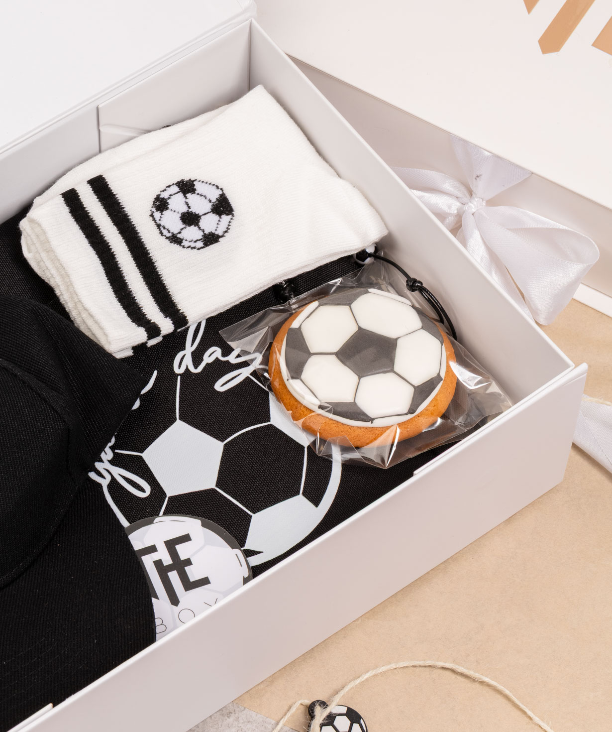 Gift box «THE BOX» for a boy №612