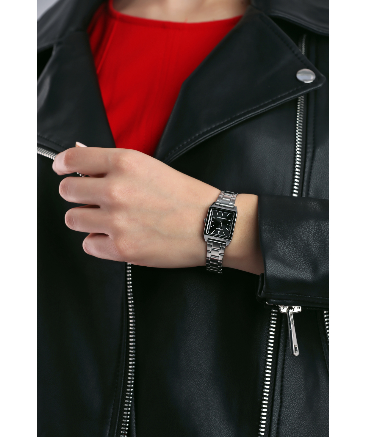 Wristwatch `Casio` LTP-V007D-1EUDF