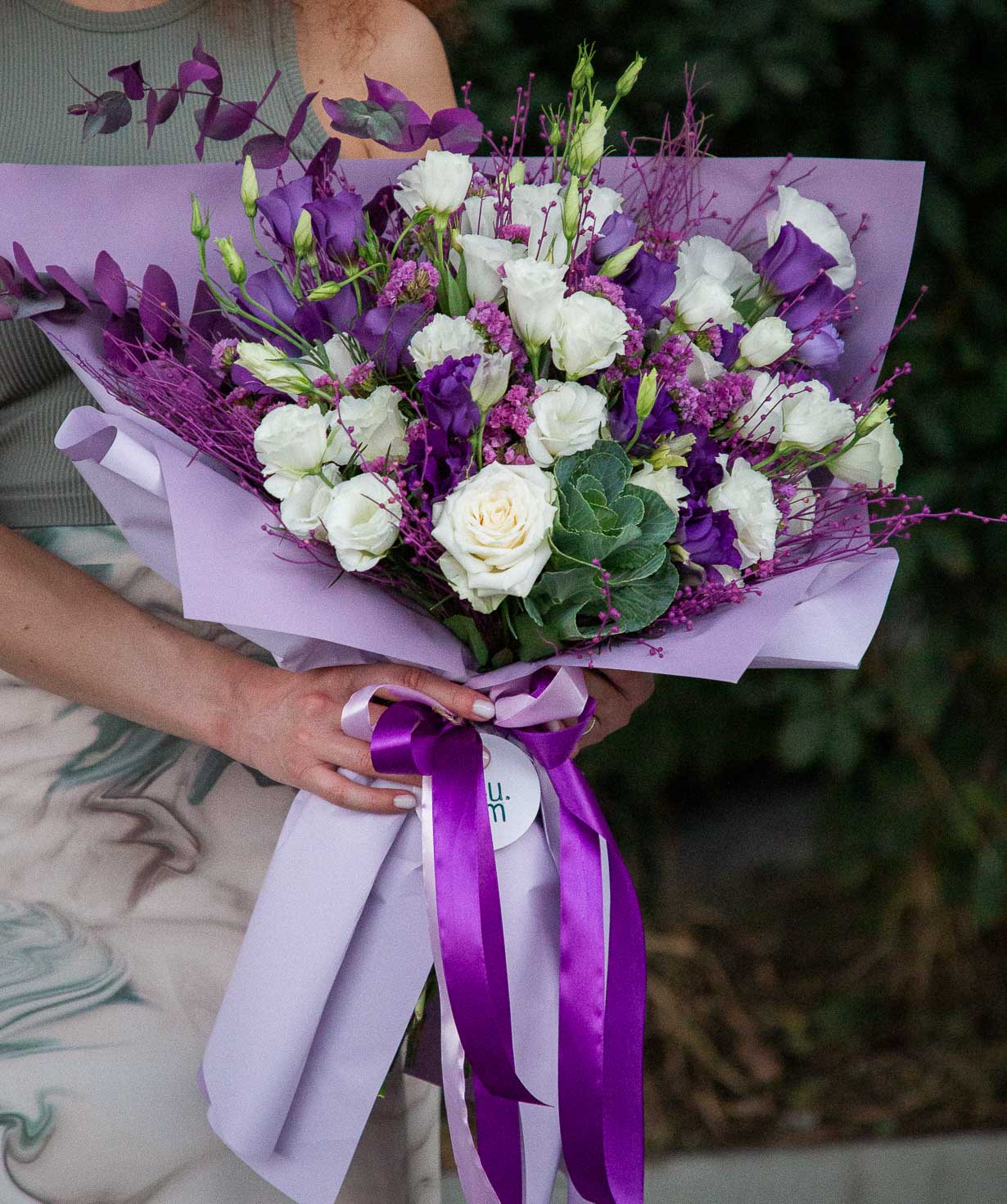 Bouquet ''Calabro'' with lisianthus and roses