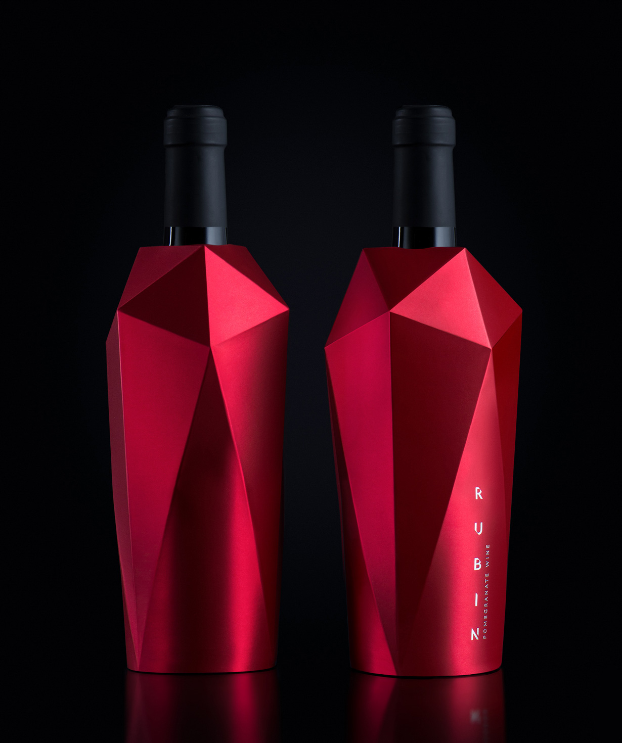 Вино `Рубин` красное полусладкое 750 мл