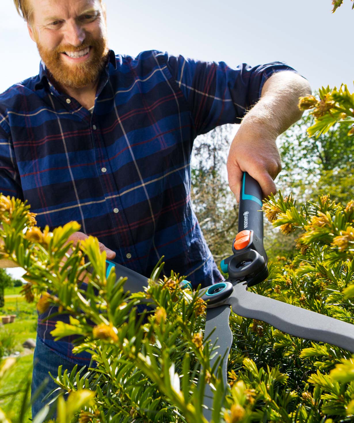 Bush trimmer «Gardena» EnergyCut