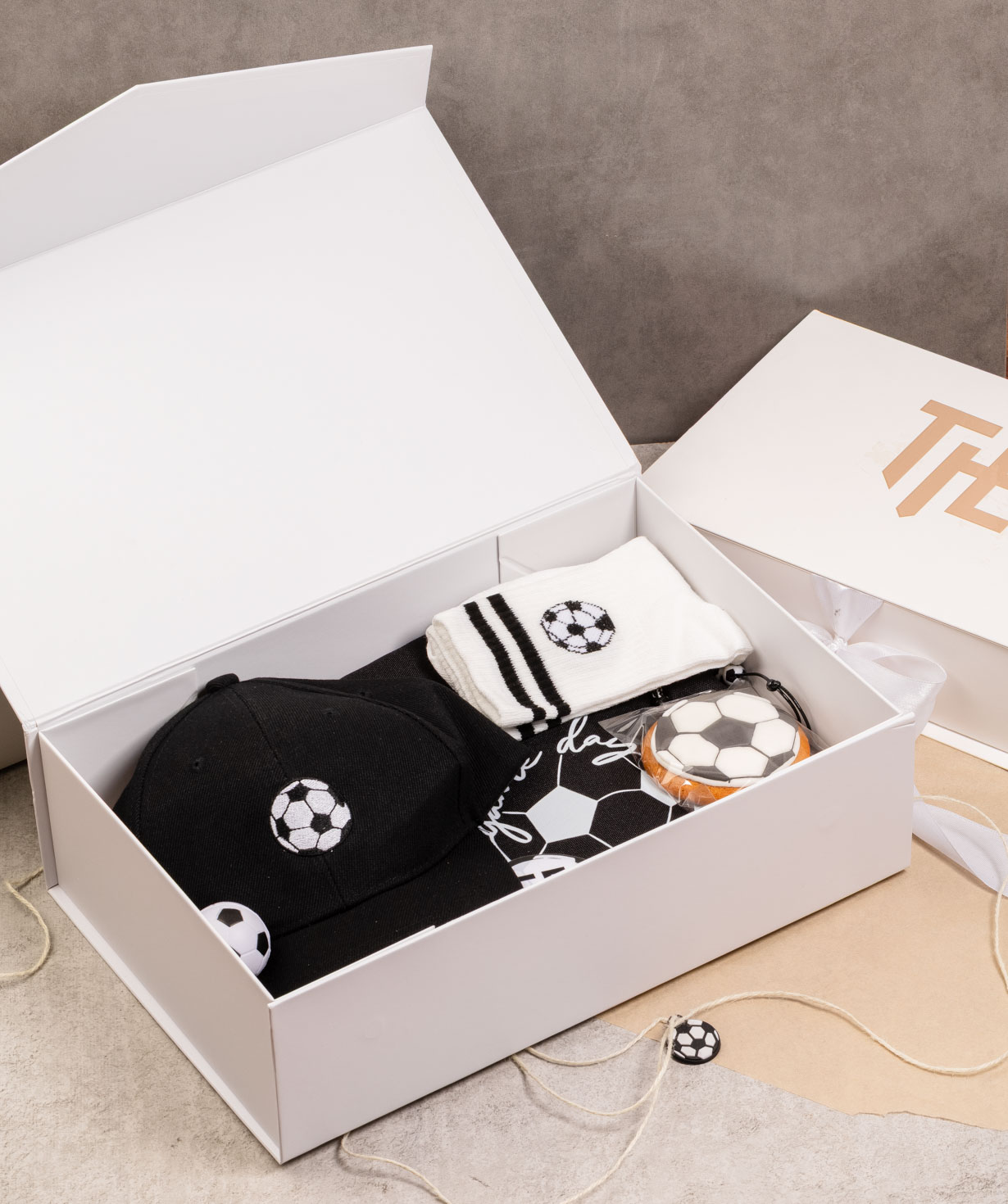 Gift box «THE BOX» for a boy №612