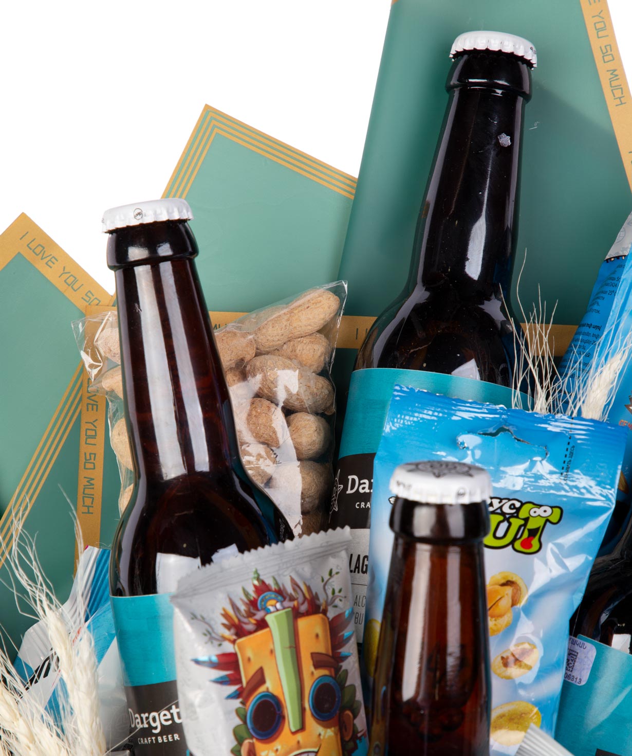 Bouquet `Nule` with beers and nuts