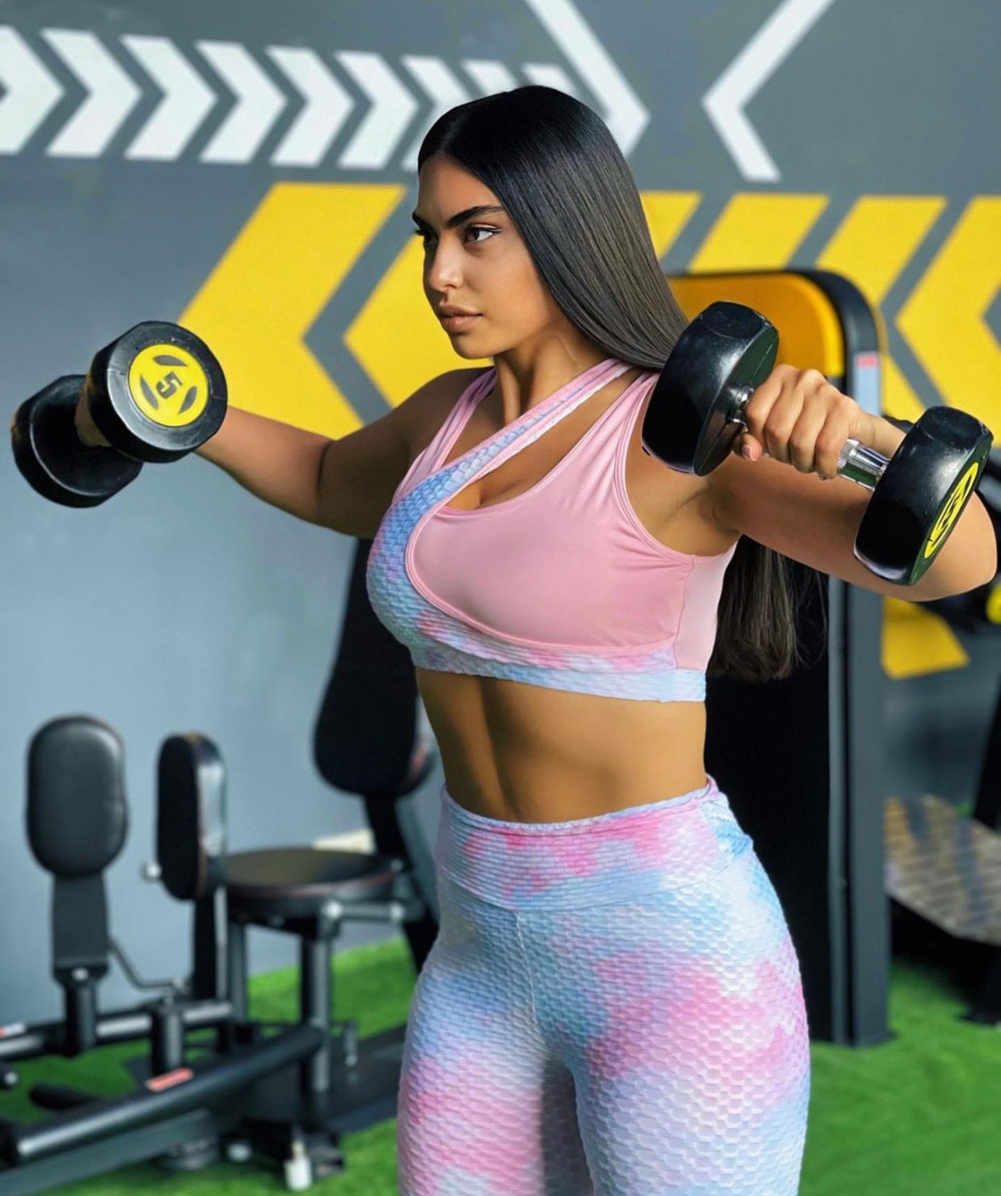 Gym membership `Lady Zone` for 1 year
