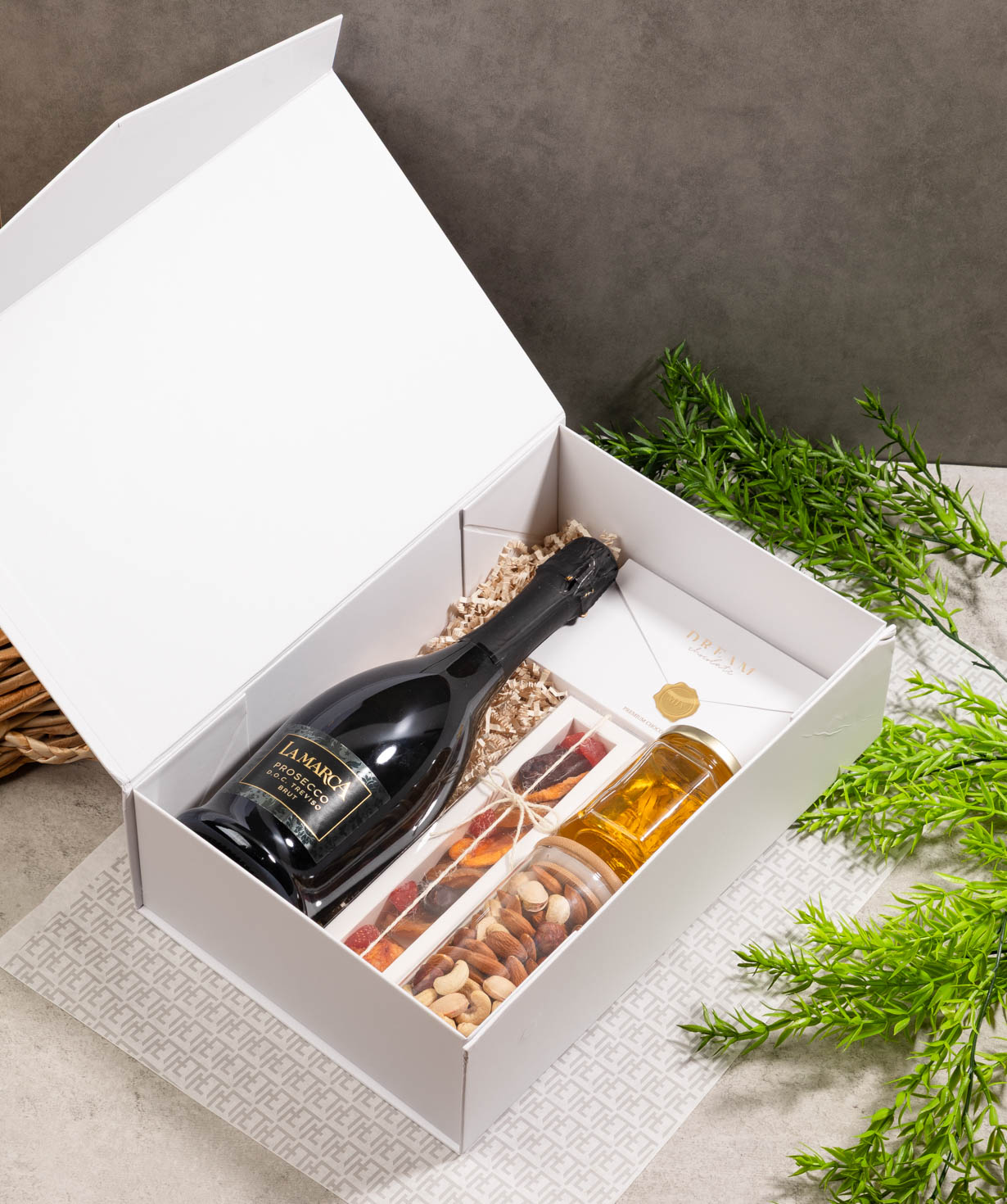 Նվեր տուփ «THE BOX» №645