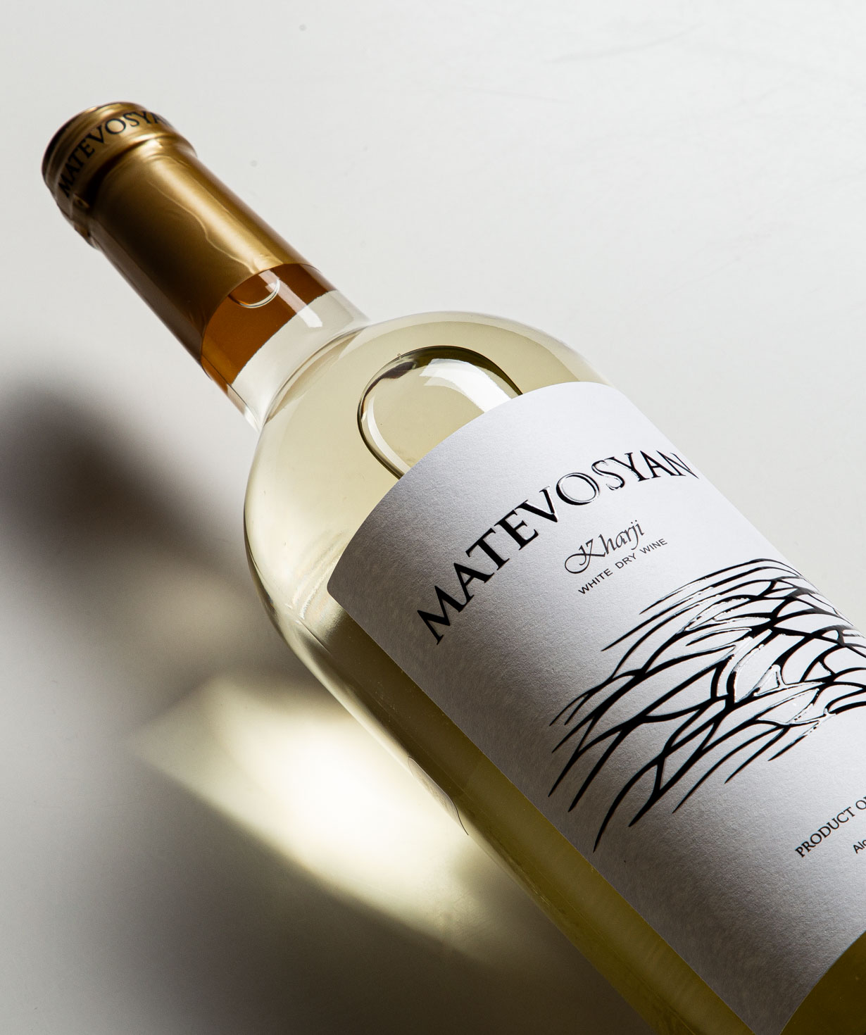 Вино «Matevosyan» Харджи, белое, сухое, 12%, 750 мл