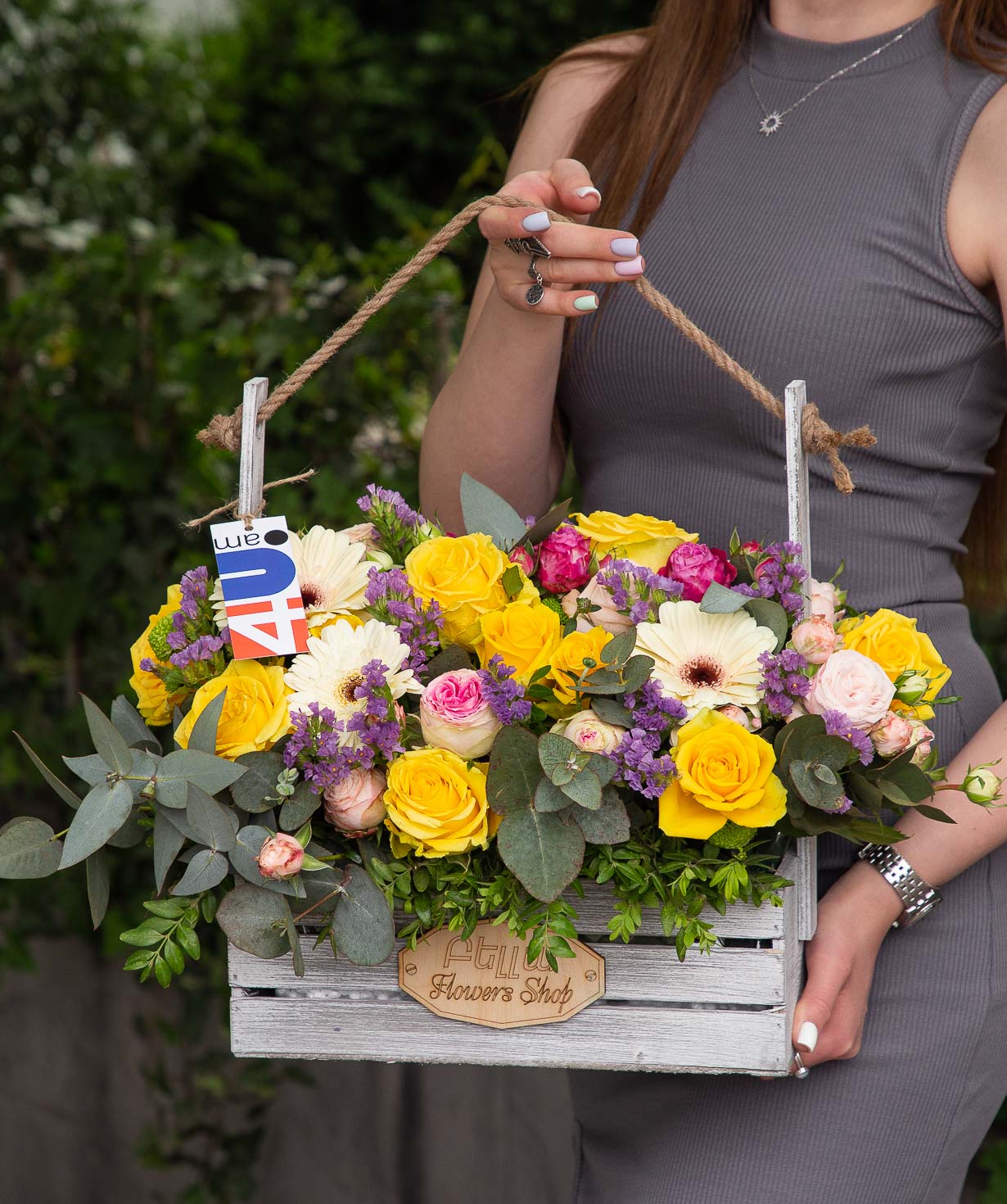 Композиция «Пальмас» с розами и герберами