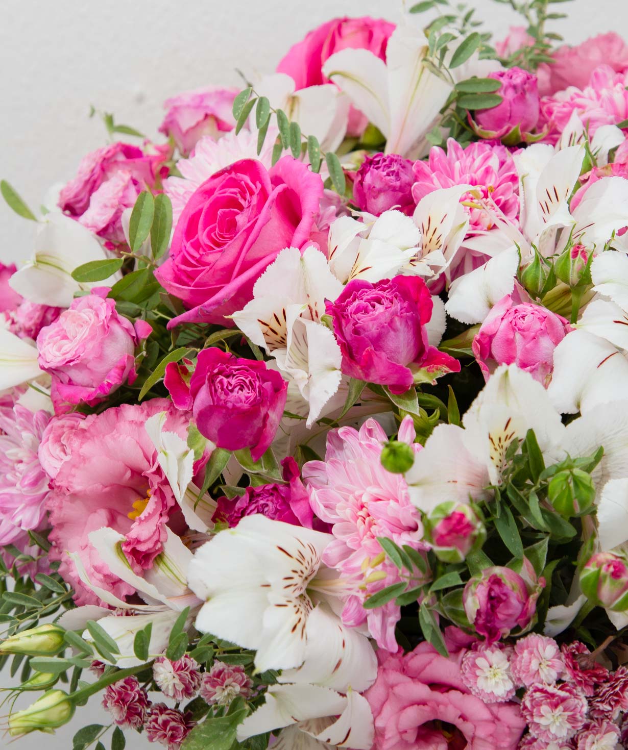 Կոմպոզիցիա «Arpis flowers» վարդերով №19