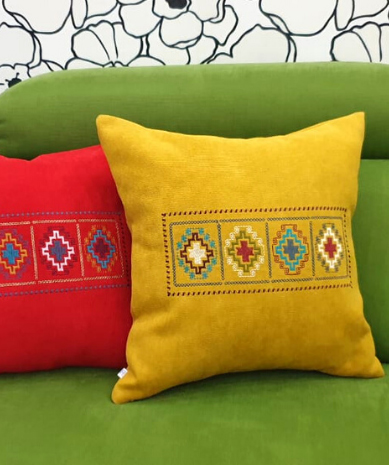 Pillow `Miskaryan heritage` embroidered with Armenian ornament №26
