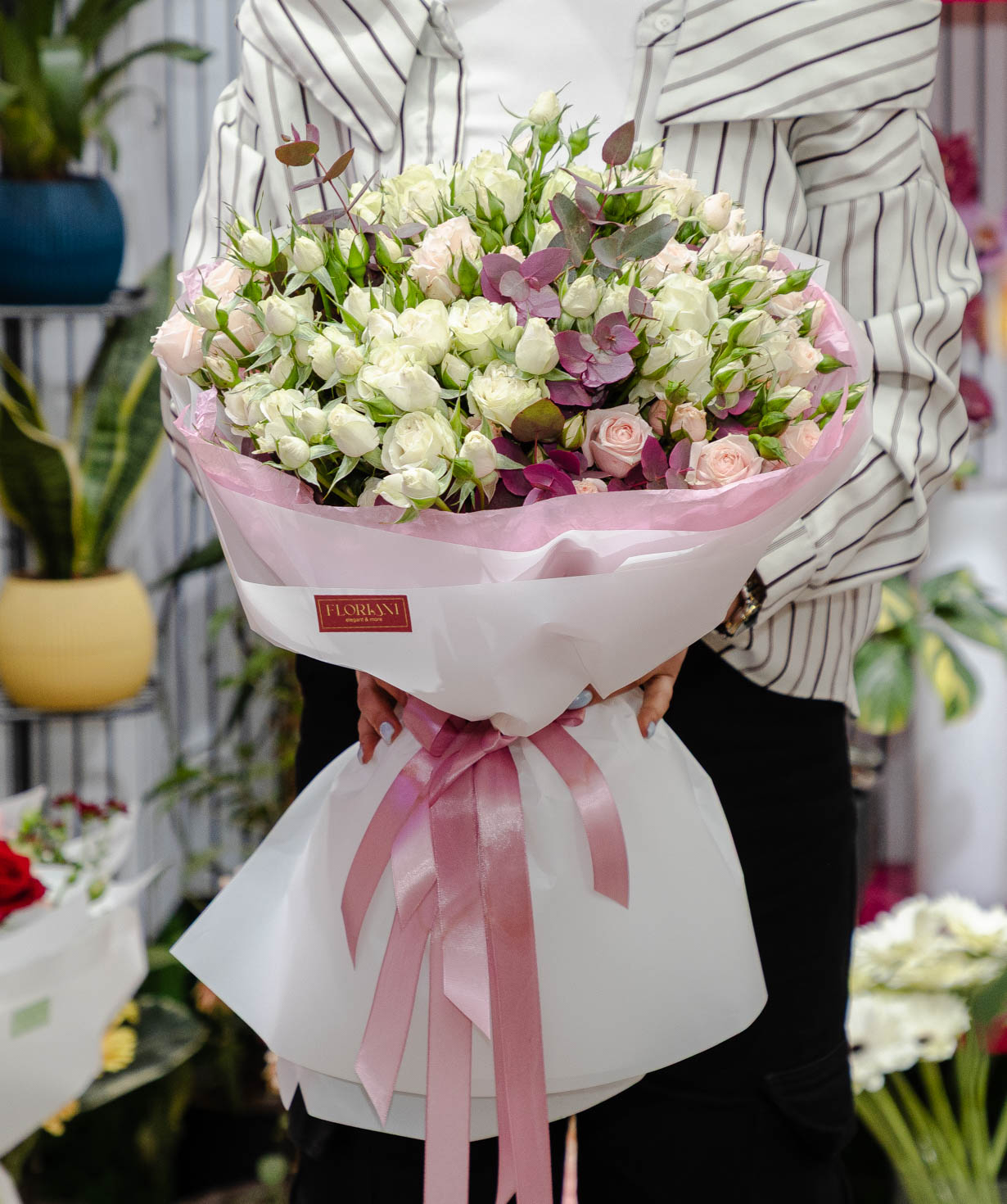 Bouquet «Floriani» with spray roses №20