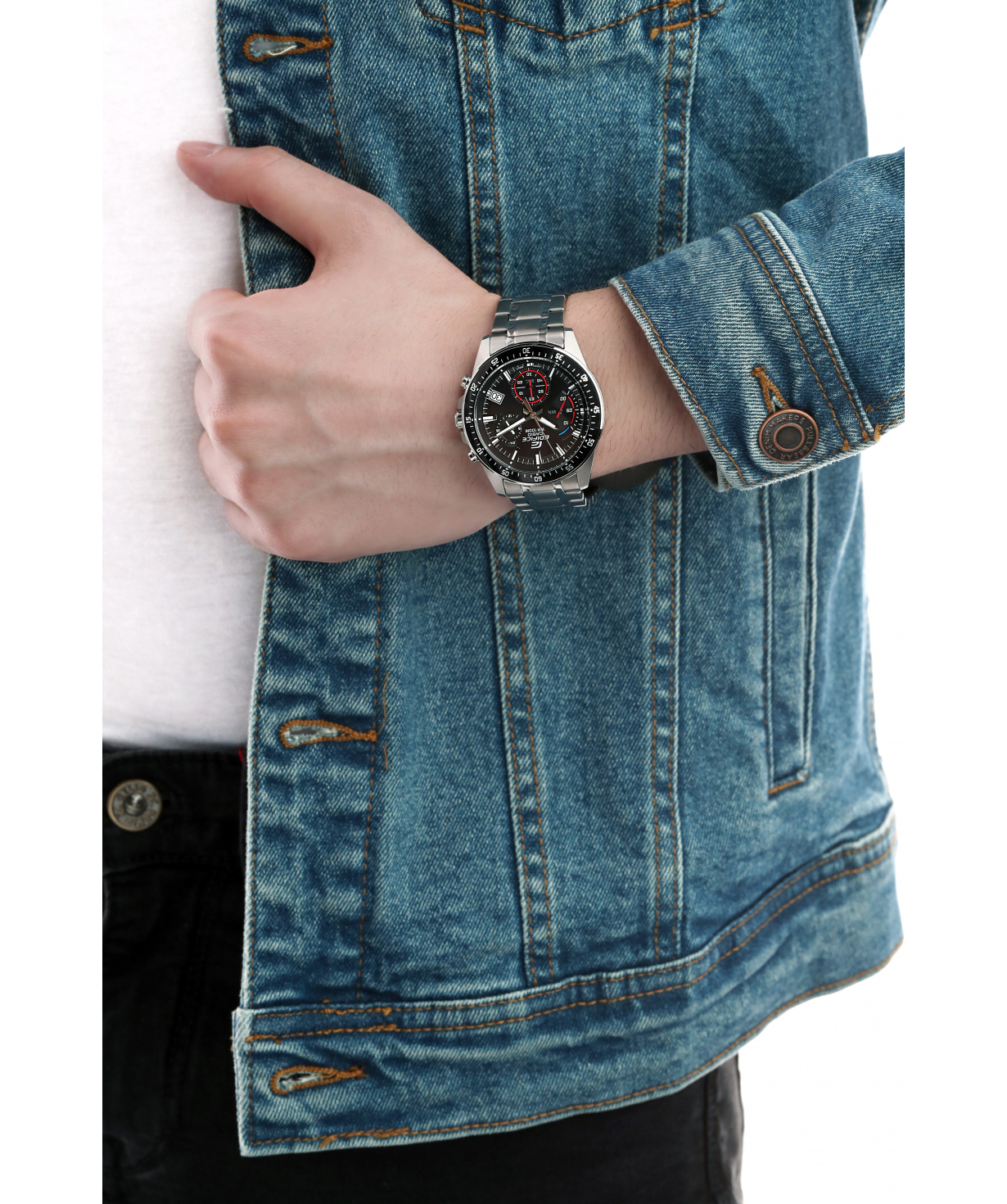 Wristwatch `Casio` EFV-540D-1AVUDF