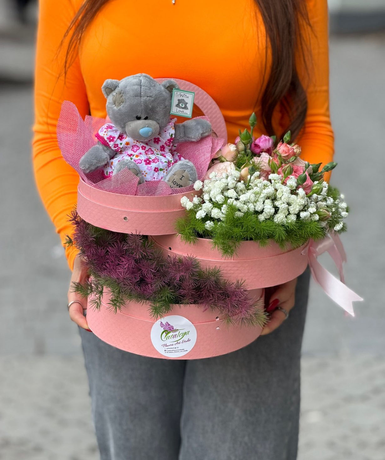 Կոմպոզիցիա «Cataleya» փնջային վարդերով №99