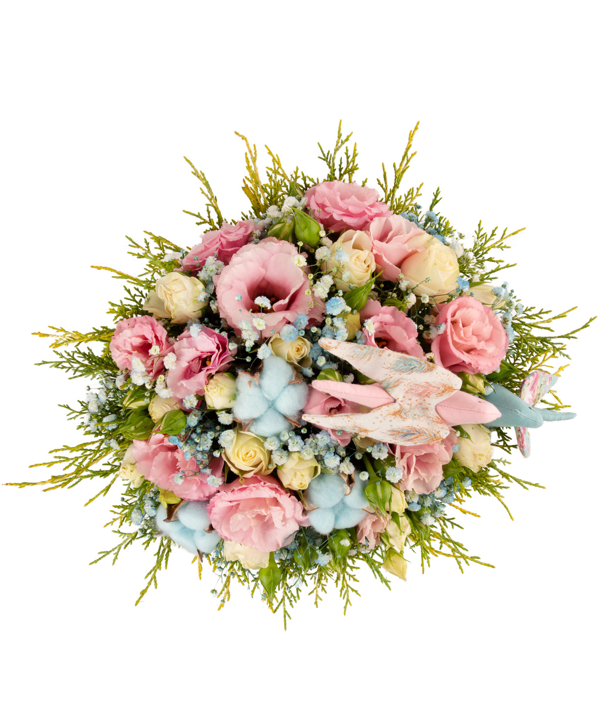 Composition `Niebla` with spray roses and lisianthus