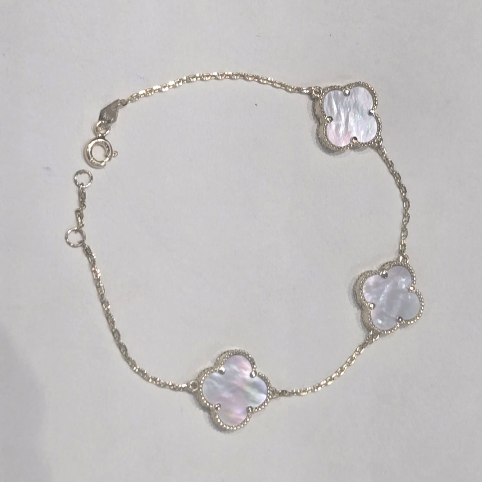 Bracelet `Less is more` gold №148