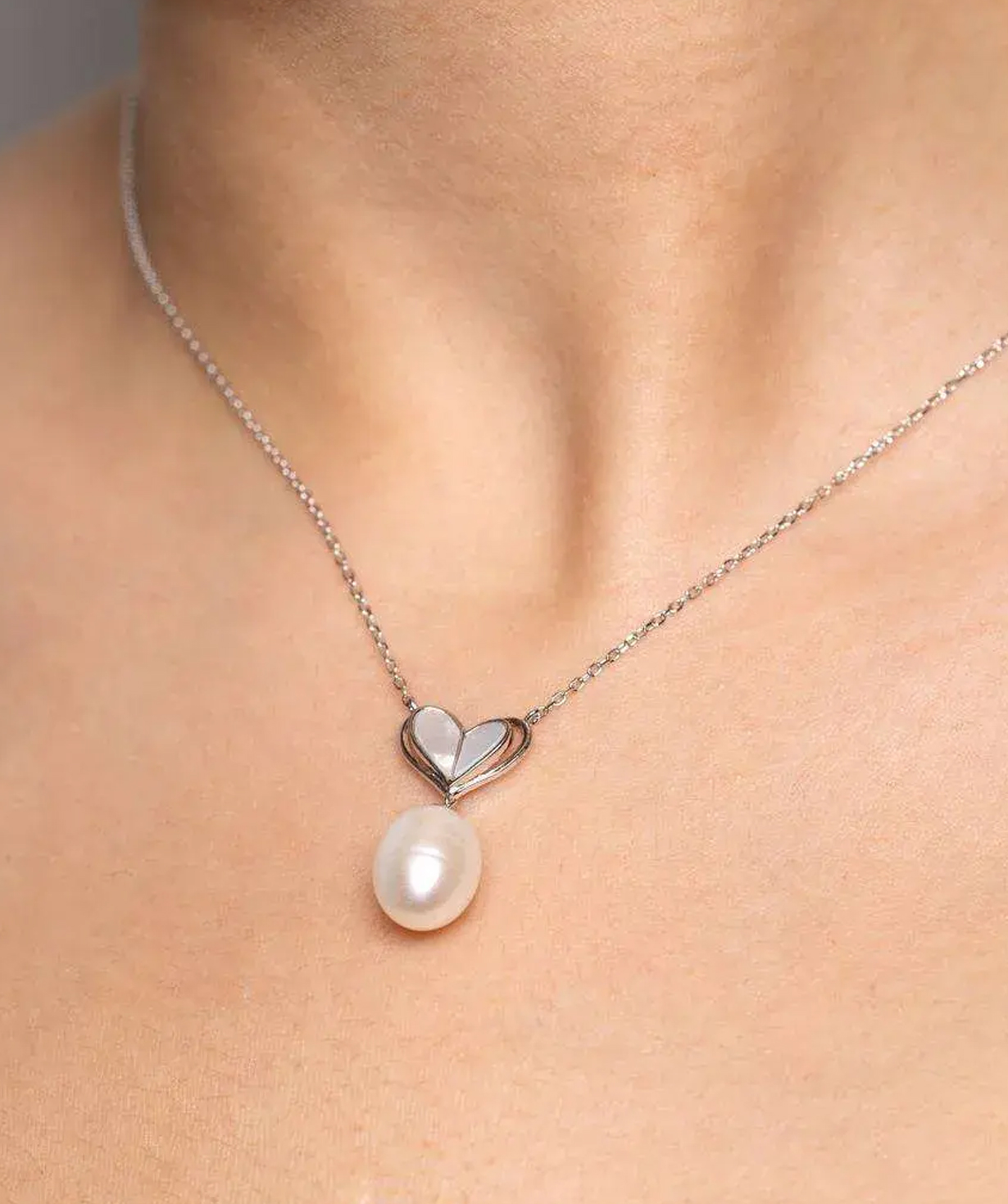 Silver necklace «SiaMoods» SN262W