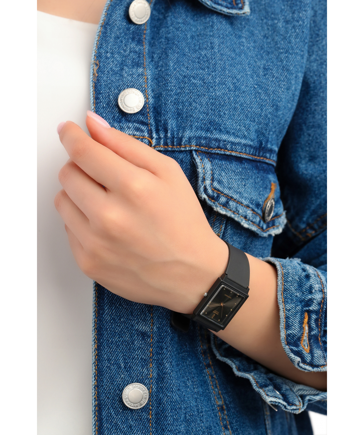 Wristwatch `Casio` MQ-38-1ADF