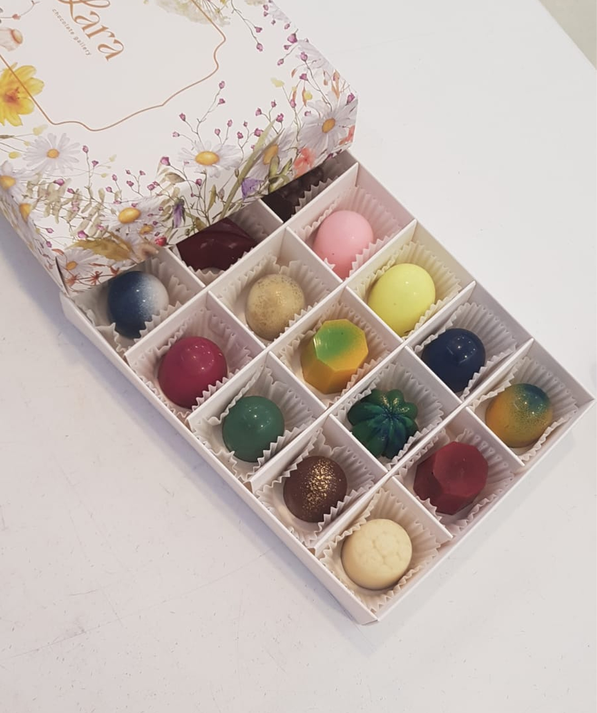 Collection ''Lara Chocolate Gallery'' chocolate candies