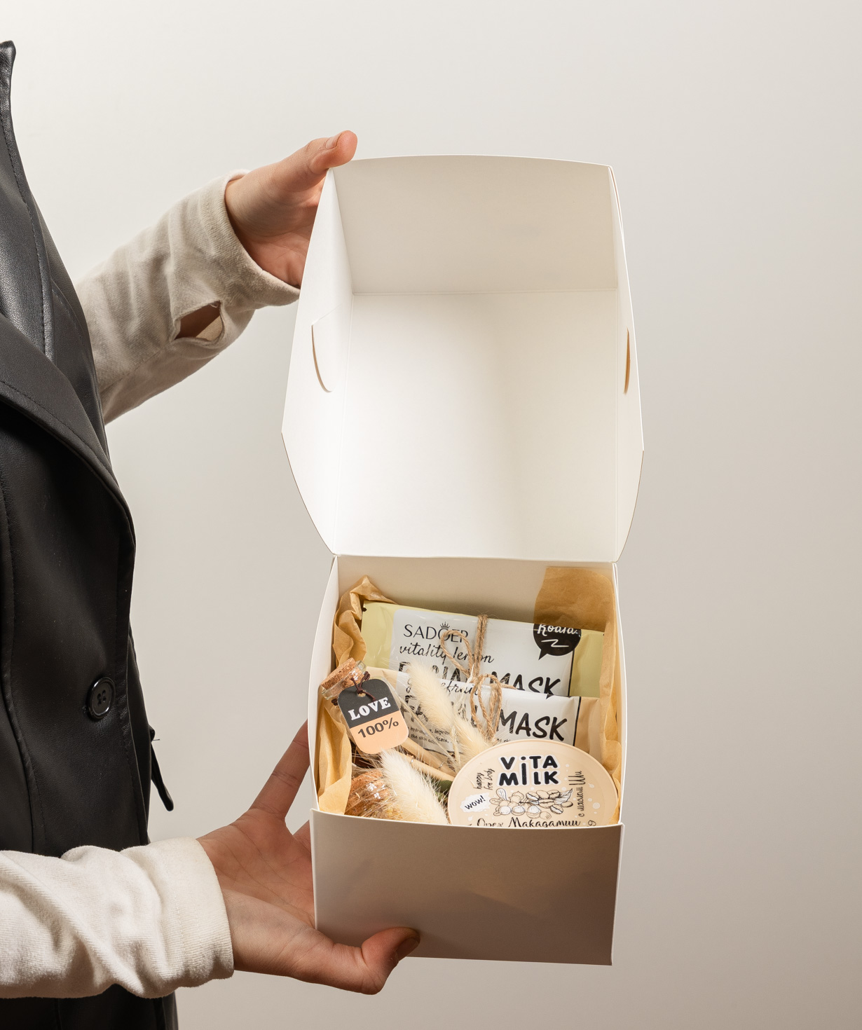 Gift box «THE BOX» for your love №588