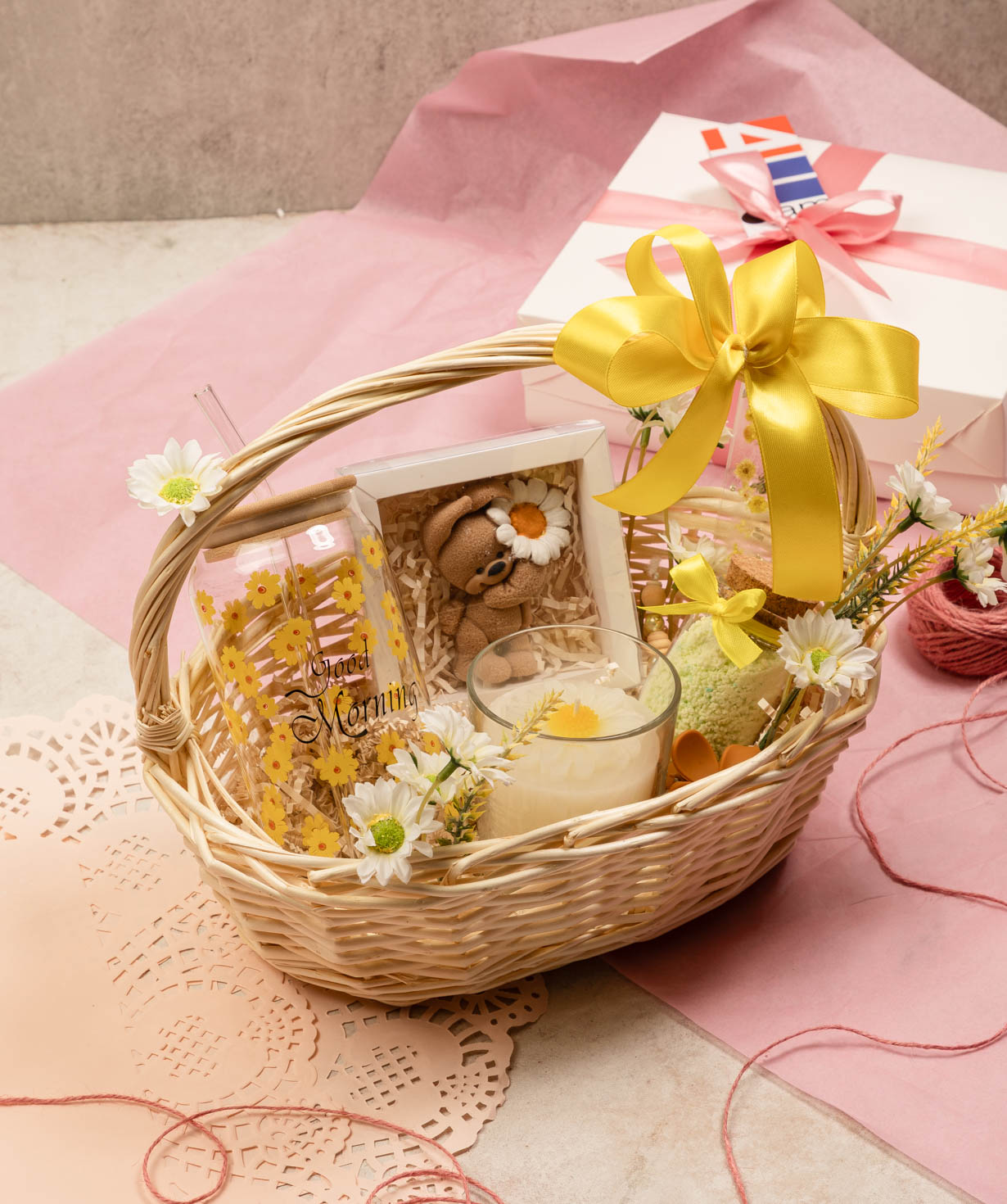 Կոմպոզիցիա «THE BOX» սիրելիի համար №587