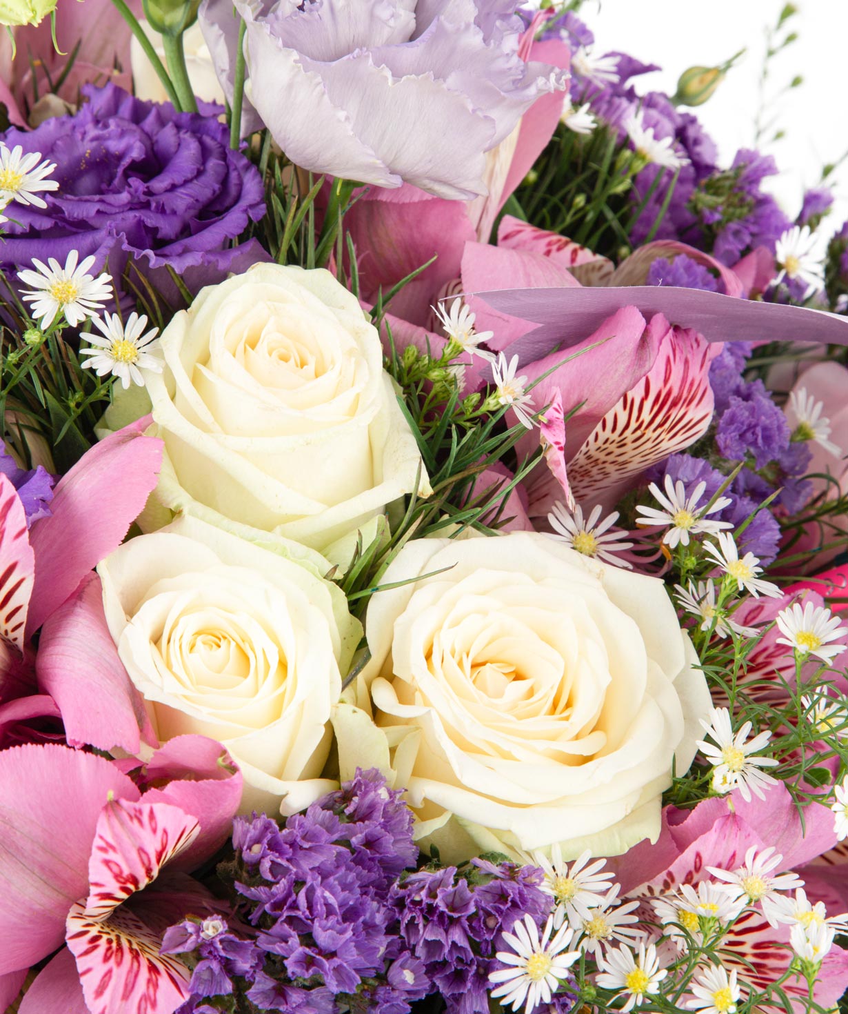 Ծաղկեփունջ «Դուբլին» վարդերով, լիզիանտուսներով և ալստրոմերիաներով