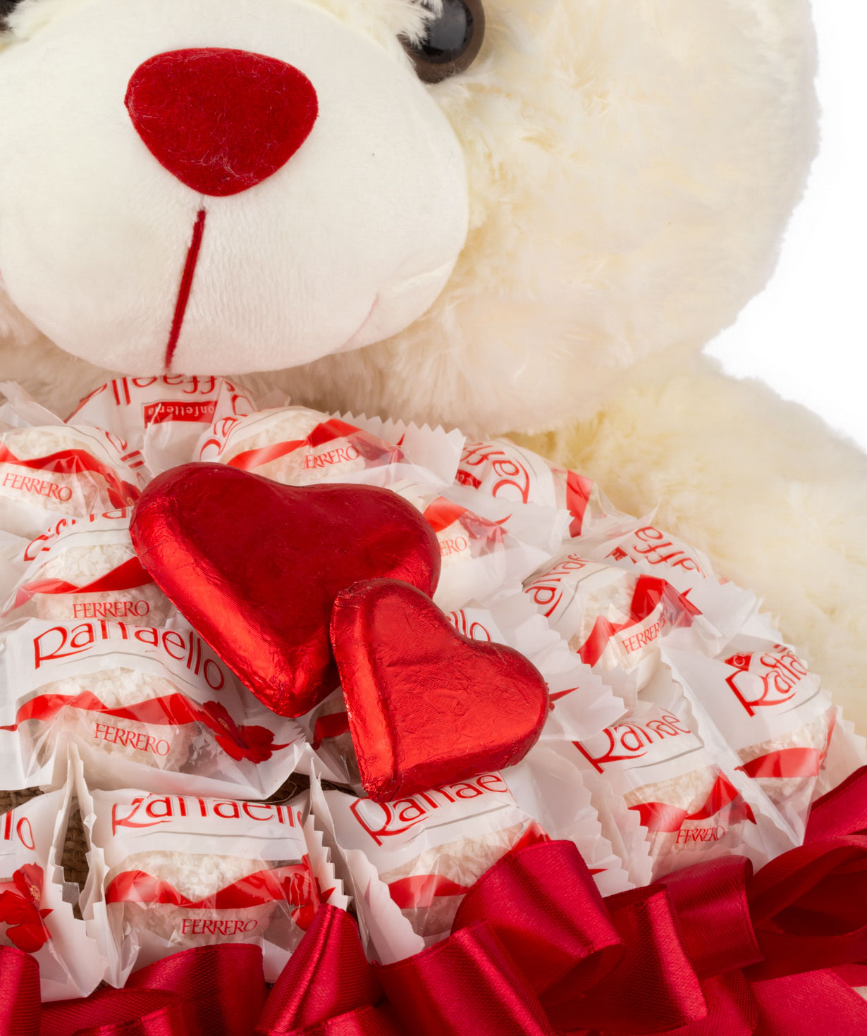 Композиция `Тарма` с медведем и конфетами