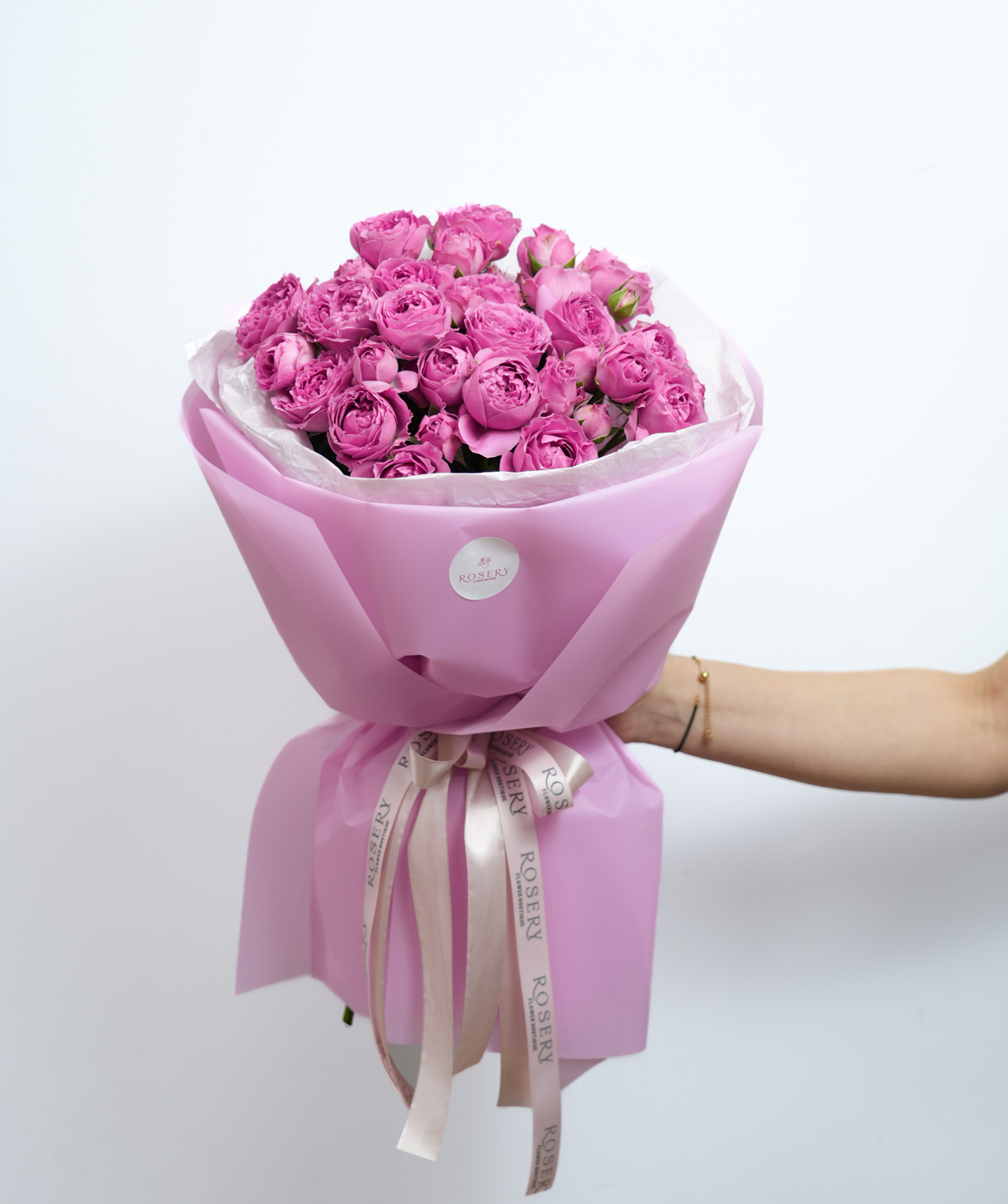 Букет `Maru` С пионовидными розами